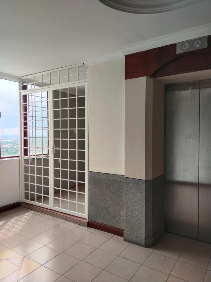 Cmk Apartmen Mutiara Tower 3 Bedroom Kota Bharu#Netflix Exterior photo