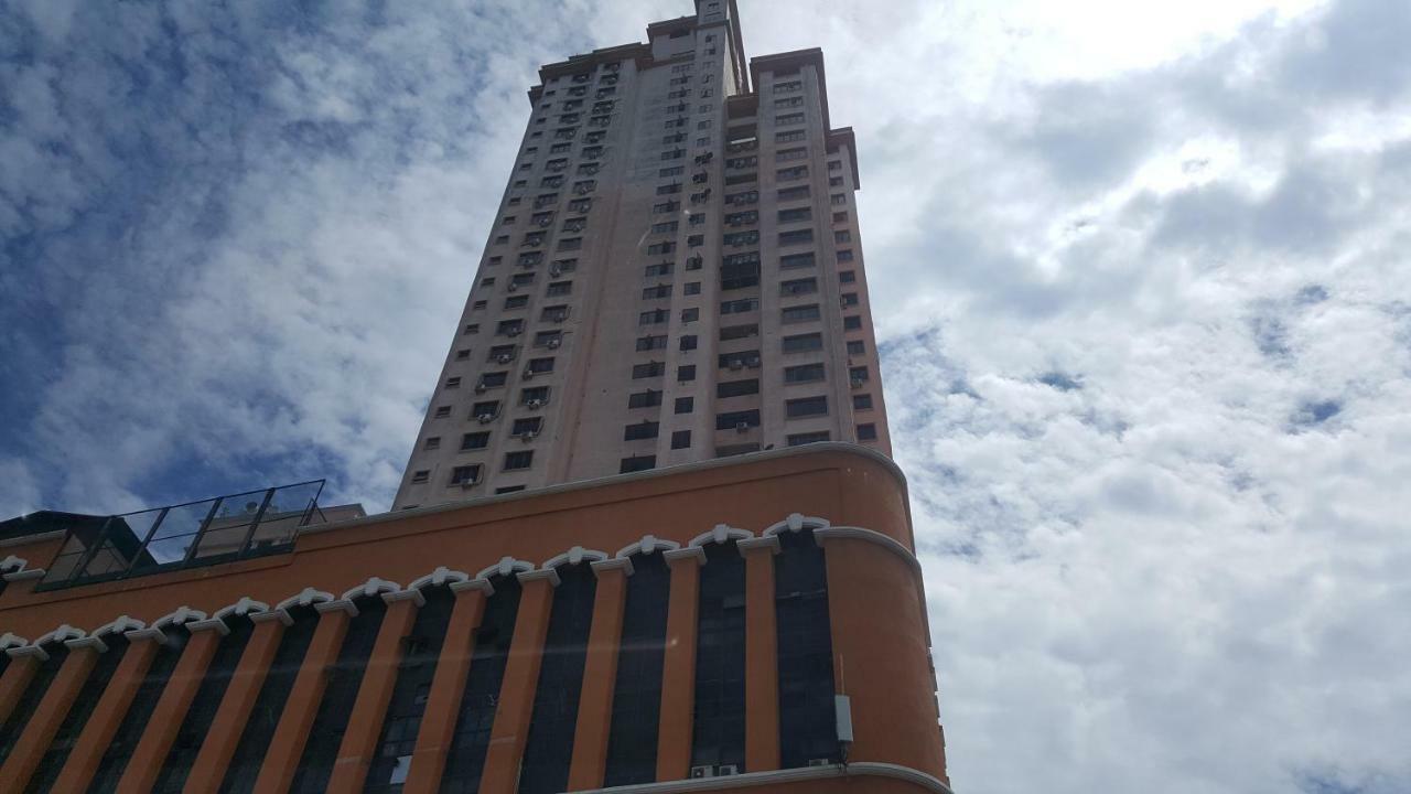 Cmk Apartmen Mutiara Tower 3 Bedroom Kota Bharu#Netflix Exterior photo